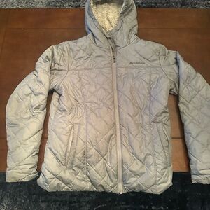 Columbia Fuzzy Jacket in Light Gray